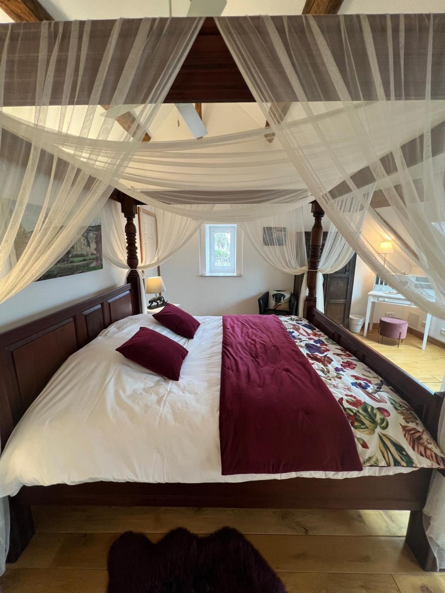 Bed and Breakfast Le Prieure De Buffon Pokoj fotografie
