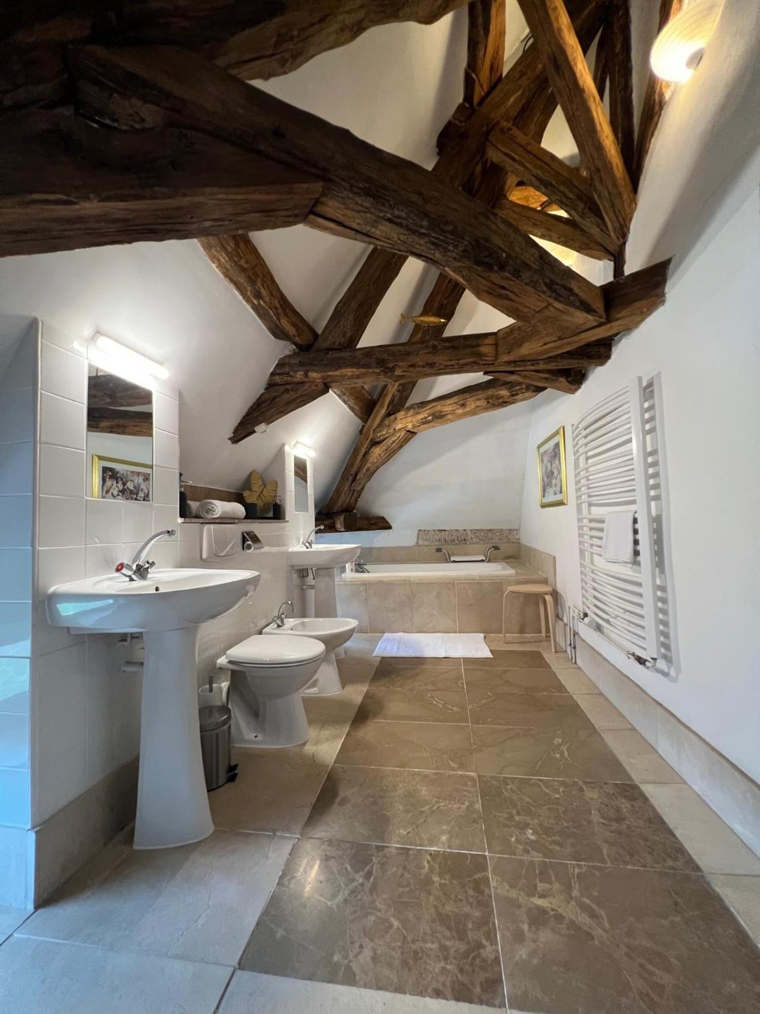 Bed and Breakfast Le Prieure De Buffon Pokoj fotografie