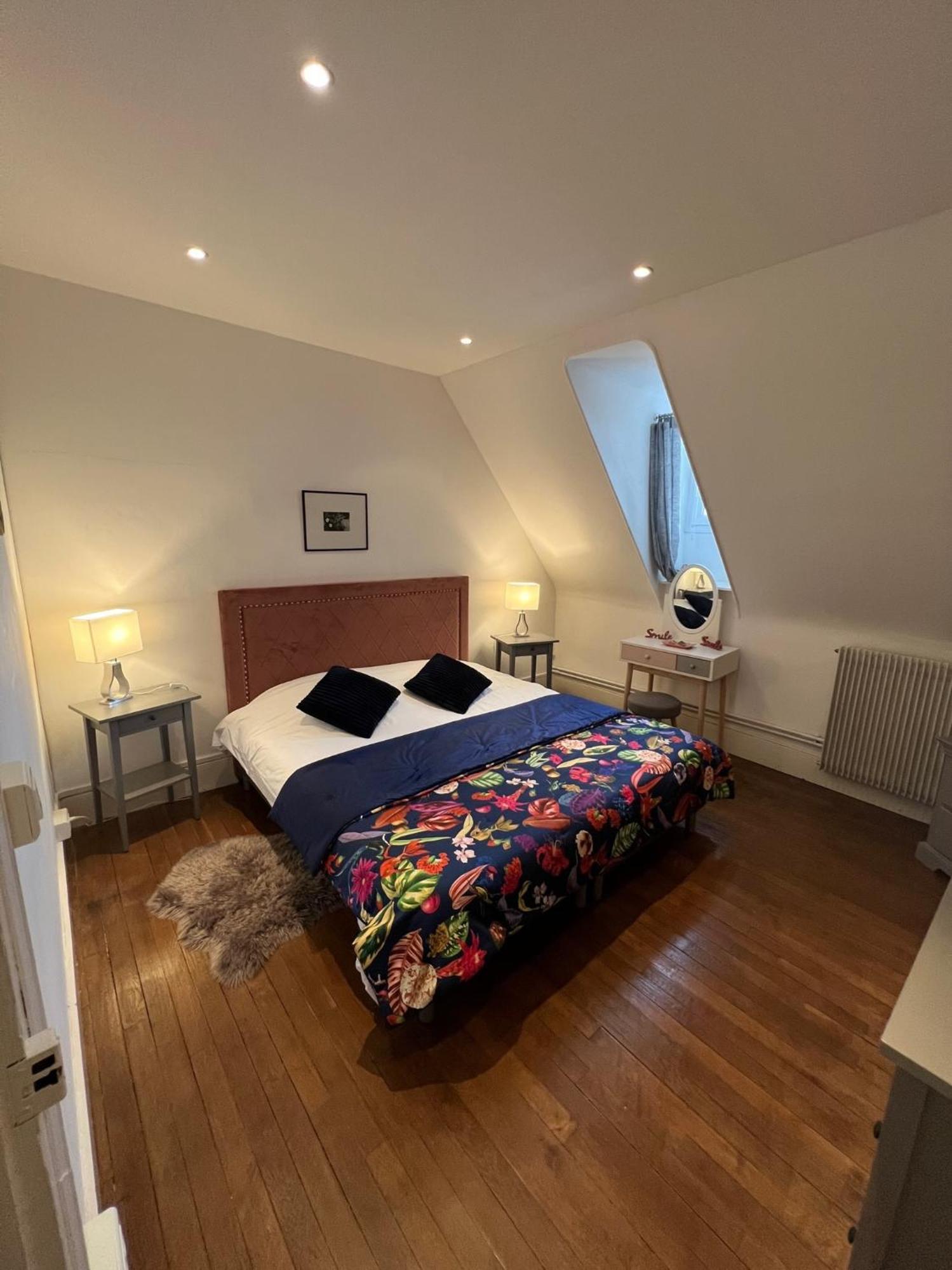 Bed and Breakfast Le Prieure De Buffon Pokoj fotografie